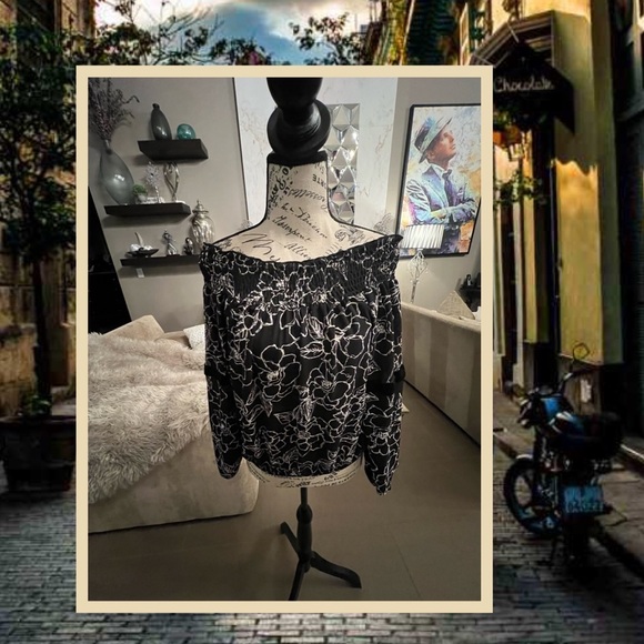 Vintage Havana Off or on Shoulder Top - Picture 3 of 15